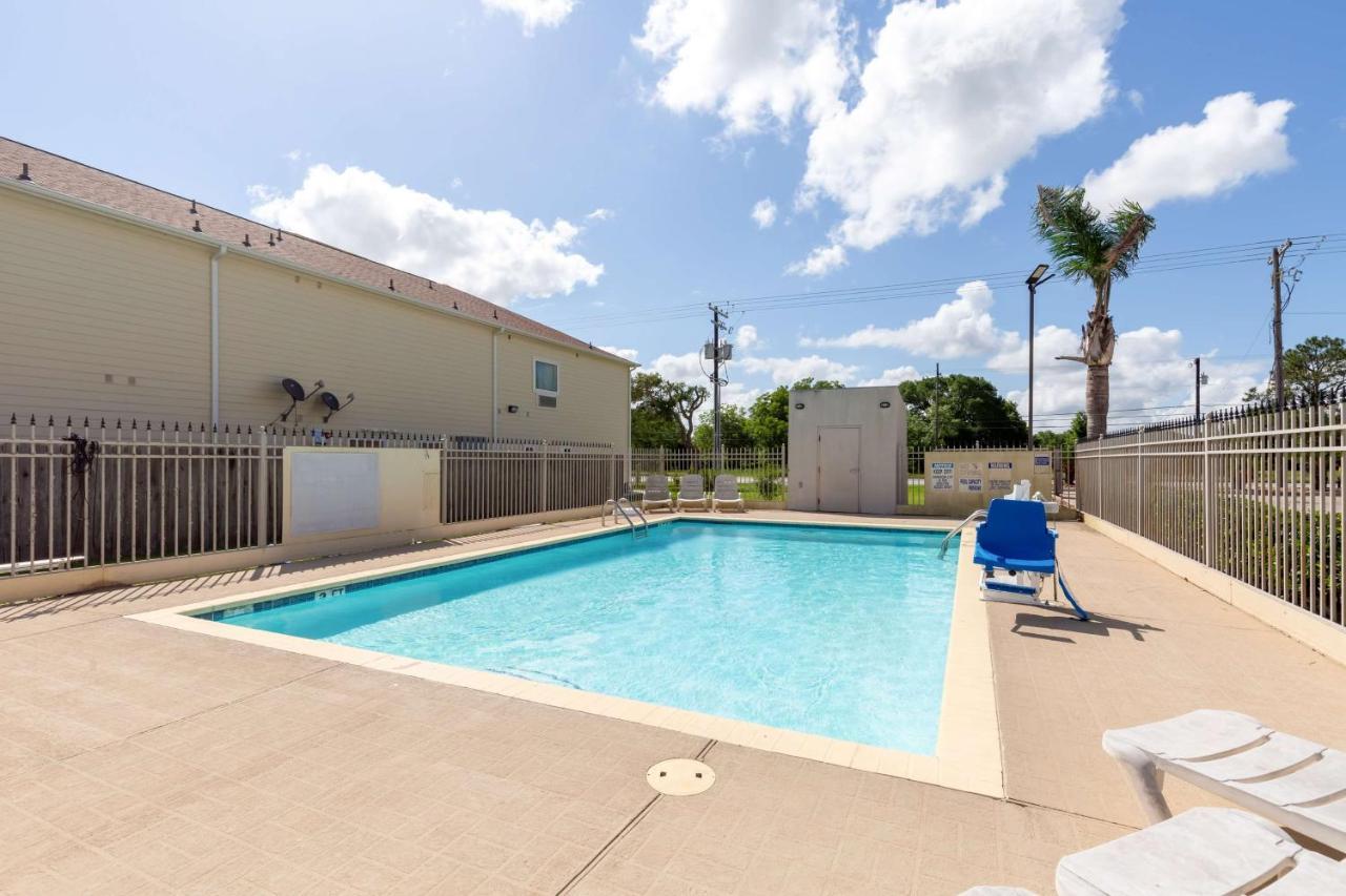 Studio 6 Bay City Tx Екстериор снимка
