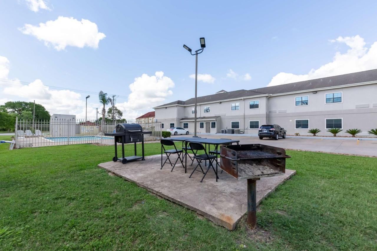 Studio 6 Bay City Tx Екстериор снимка
